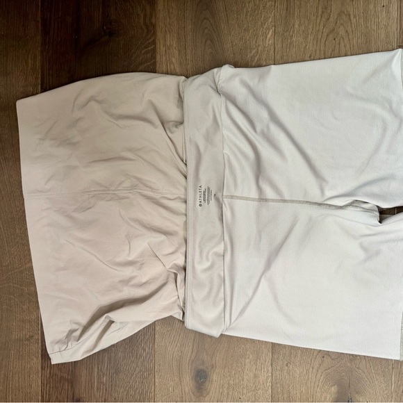 Athleta Khaki Skort Brooklyn 16" length NWOT❤️ - Picture 6 of 6